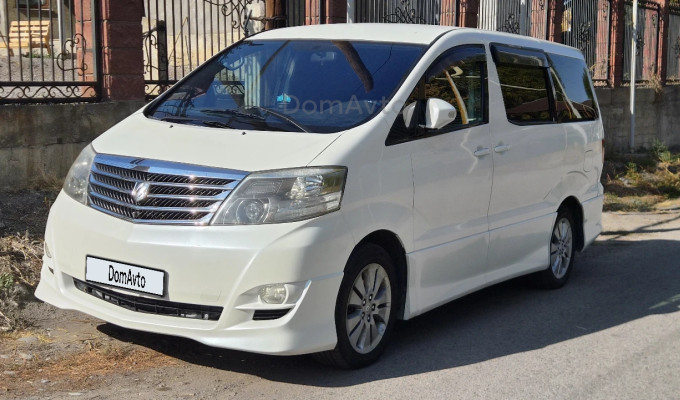 Toyota Alphard 2004 года