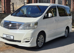 Toyota Alphard 2004 года