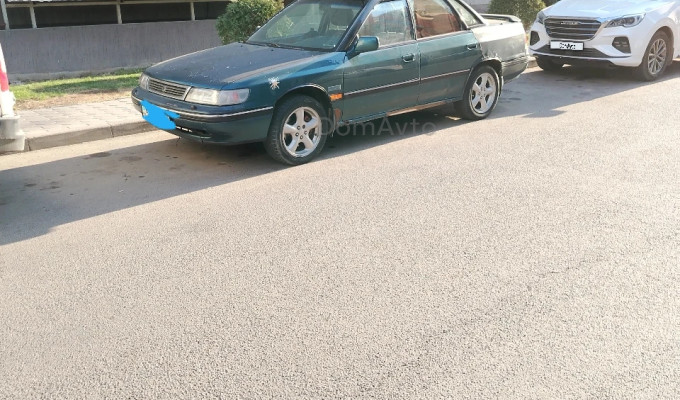 Subaru Legacy 1993 года