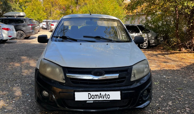 ВАЗ (Lada) Granta 2014 года