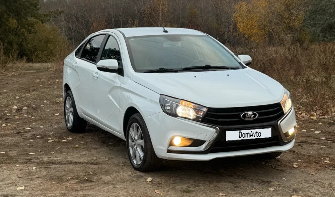 ВАЗ (Lada) Vesta 2020 года