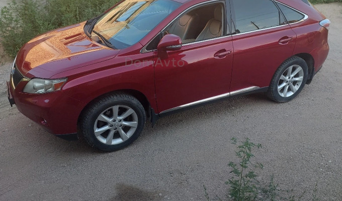 Lexus RX 2010 года