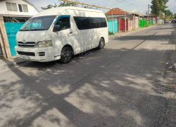 Микроавтобус Тойота Хайс .