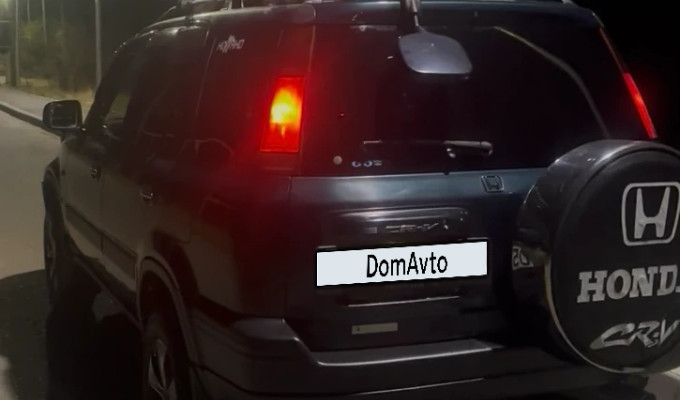 Honda CR-V 1996 года