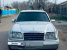 Mercedes-Benz E-Класс 1993 года
