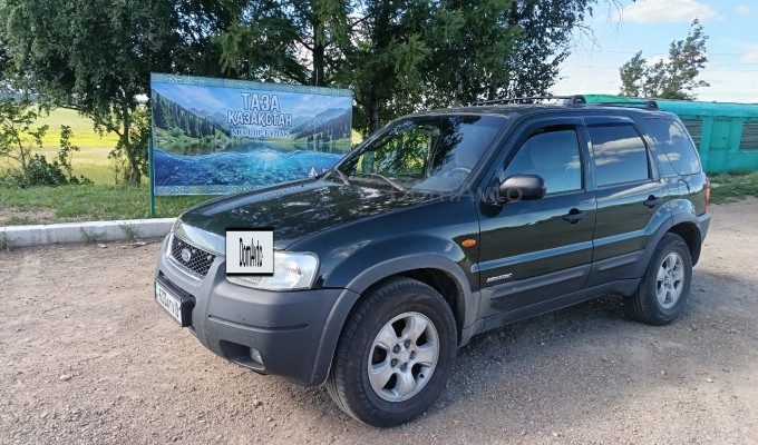 Ford Maverick 2001 года