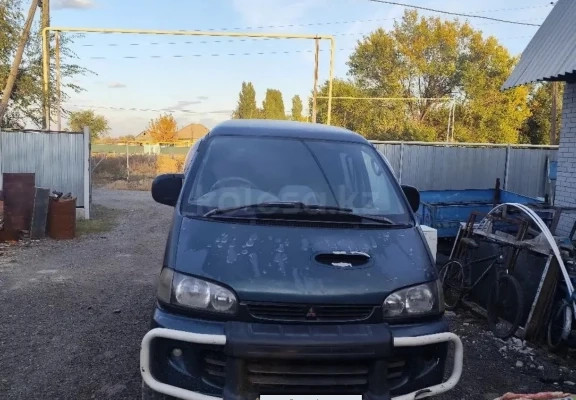 Mitsubishi Delica 1994 года