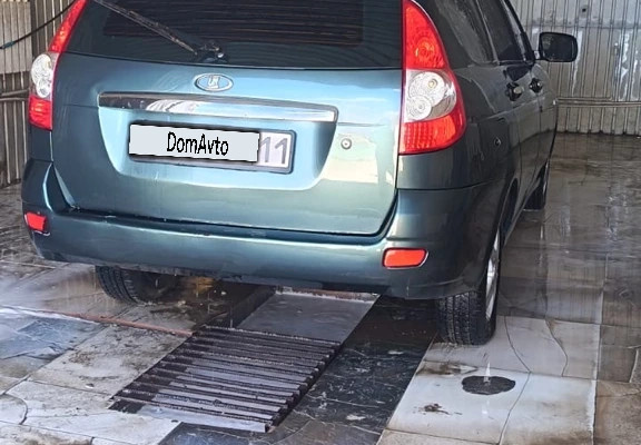ВАЗ (Lada) Priora 2011 года