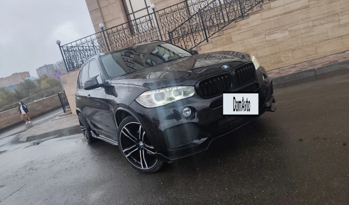 BMW X5 2015 года