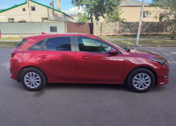 Kia Cee'd 2023 года