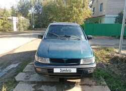Mitsubishi Space Runner 1995 года