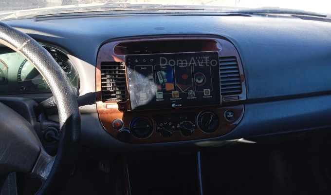 Toyota Camry 2004 года