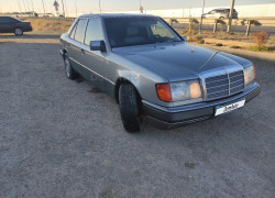 Mercedes-Benz E-Класс 1992 года