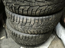 Продам шины зимние шипованные Hangook 215/60/16