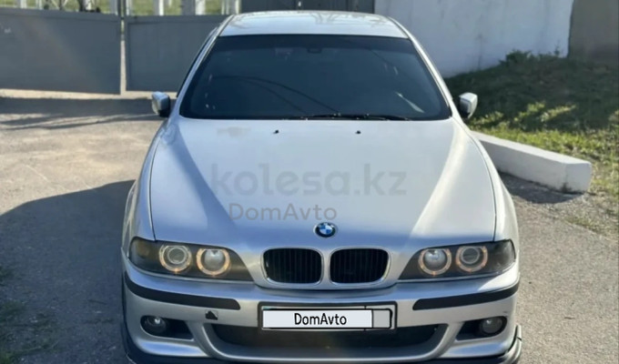 BMW 5 серия 2003 года