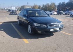 Toyota Camry 1998 года