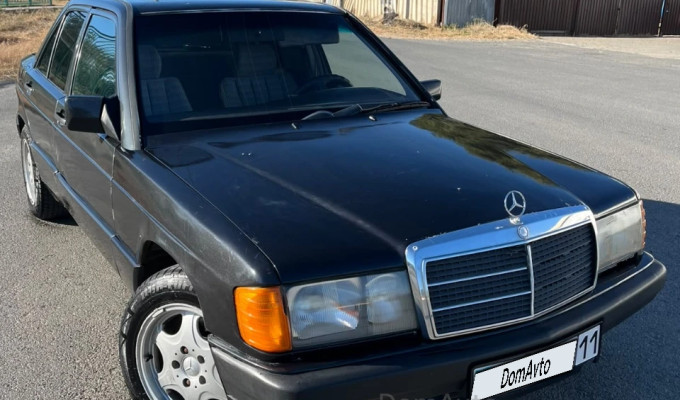 Mercedes-Benz 190 1992 года