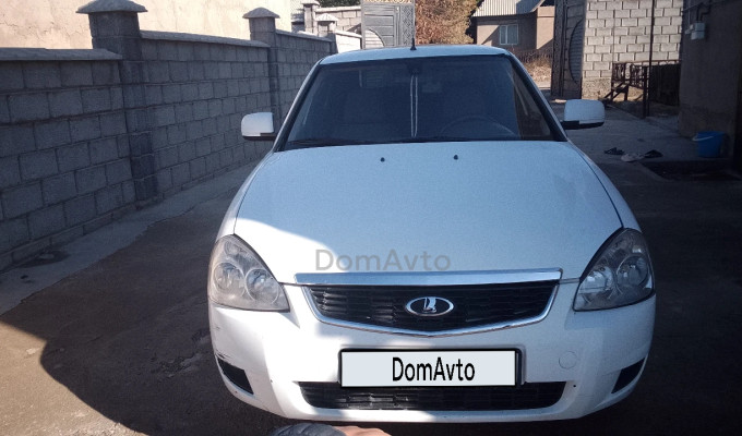 ВАЗ (Lada) Priora 2013 года