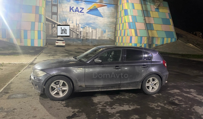 BMW 1 серия 2006 года