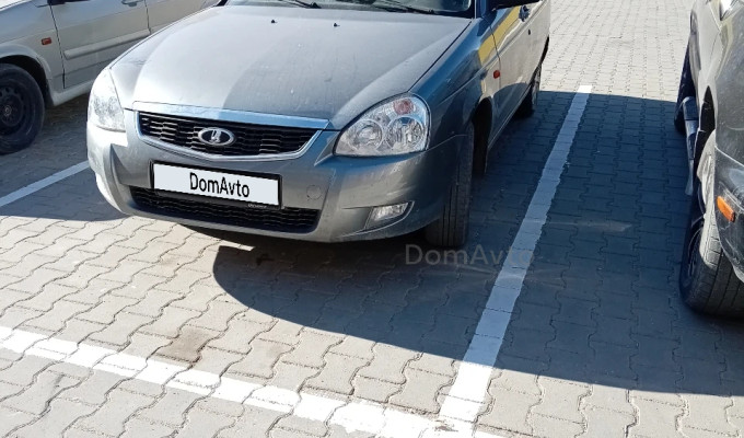 ВАЗ (Lada) Priora 2013 года