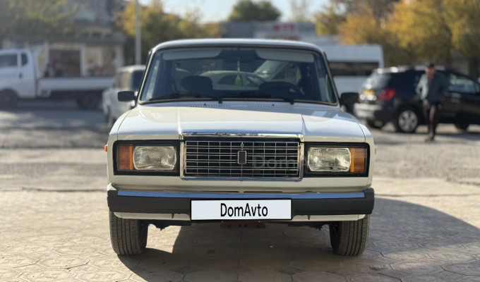 ВАЗ (Lada) 2107 2011 года