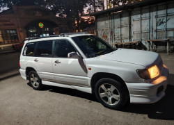 Subaru Forester 1998 года