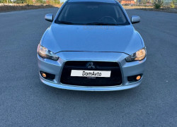 Mitsubishi Lancer 2013 года