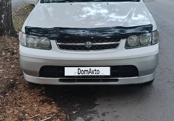 Nissan R'nessa 1999 года