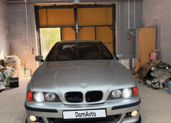 BMW 5 серия 1998 года