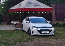 Hyundai Elantra 2020 года
