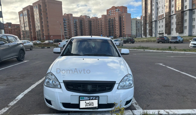 ВАЗ (Lada) Priora 2014 года