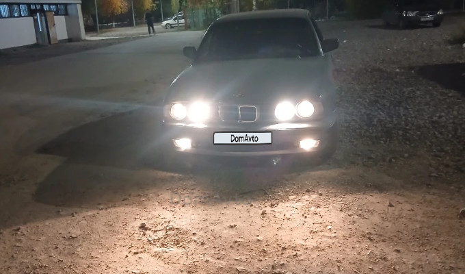 BMW 5 серия 1993 года