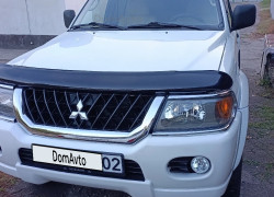 Mitsubishi Montero Sport 2000 года