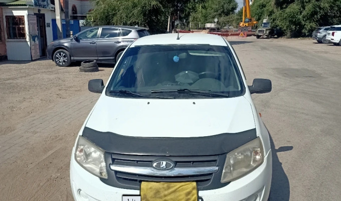 ВАЗ (Lada) Granta 2013 года