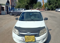 ВАЗ (Lada) Granta 2013 года