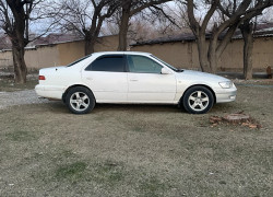 Toyota Camry 1999 года