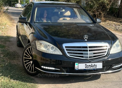 Mercedes-Benz S-Класс 2009 года