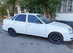 ВАЗ (Lada) Priora 2014 года