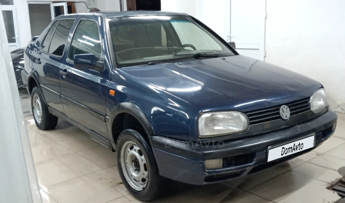 Volkswagen Vento 1995 года
