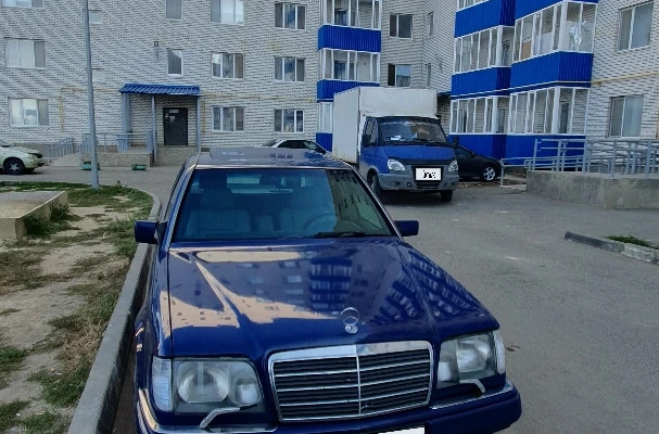 Mercedes-Benz E-Класс 1994 года