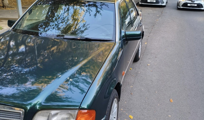 Mercedes-Benz C-Класс 1995 года