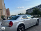 Chrysler 300C 2005 года