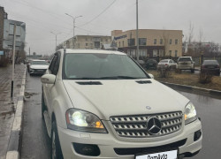 Mercedes-Benz ML-Класс 2007 года