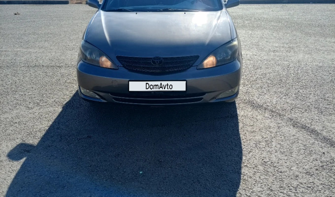 Toyota Camry 2002 года
