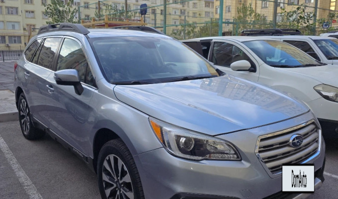 Subaru Outback 2017 года