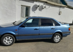 Volkswagen Passat 1992 года