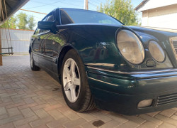 Mercedes-Benz E-Класс 1996 года
