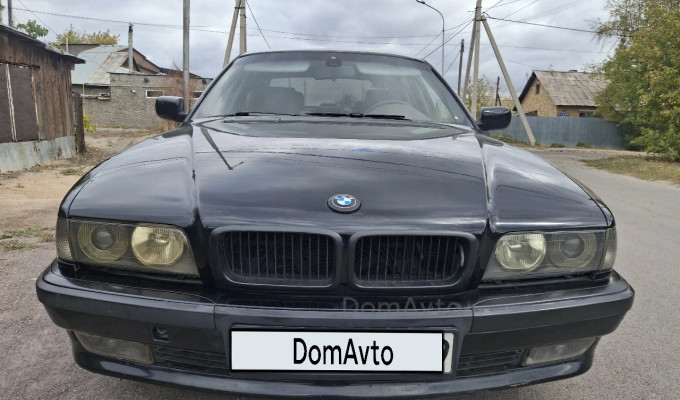 BMW 7 серия 1995 года