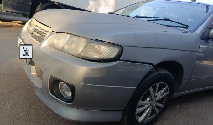 Nissan Avenir 1999 года