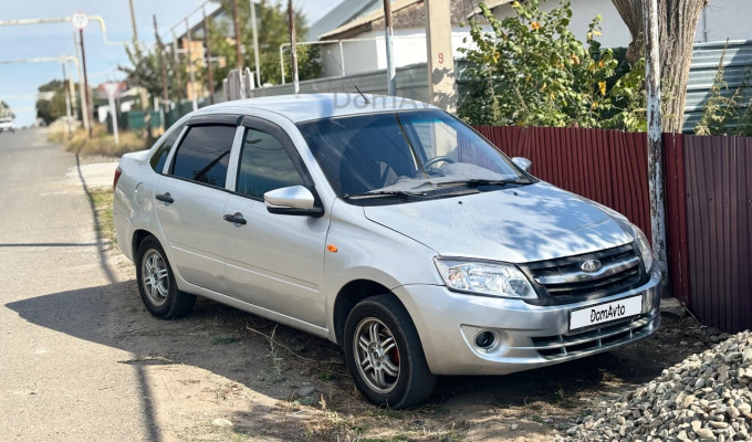 ВАЗ (Lada) Granta 2014 года